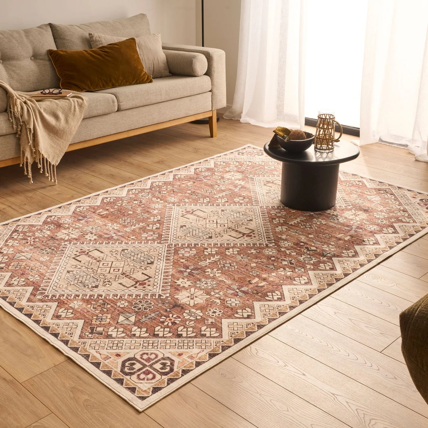 OTTOMAN – Tapis à Motifs Traditionnels Beige